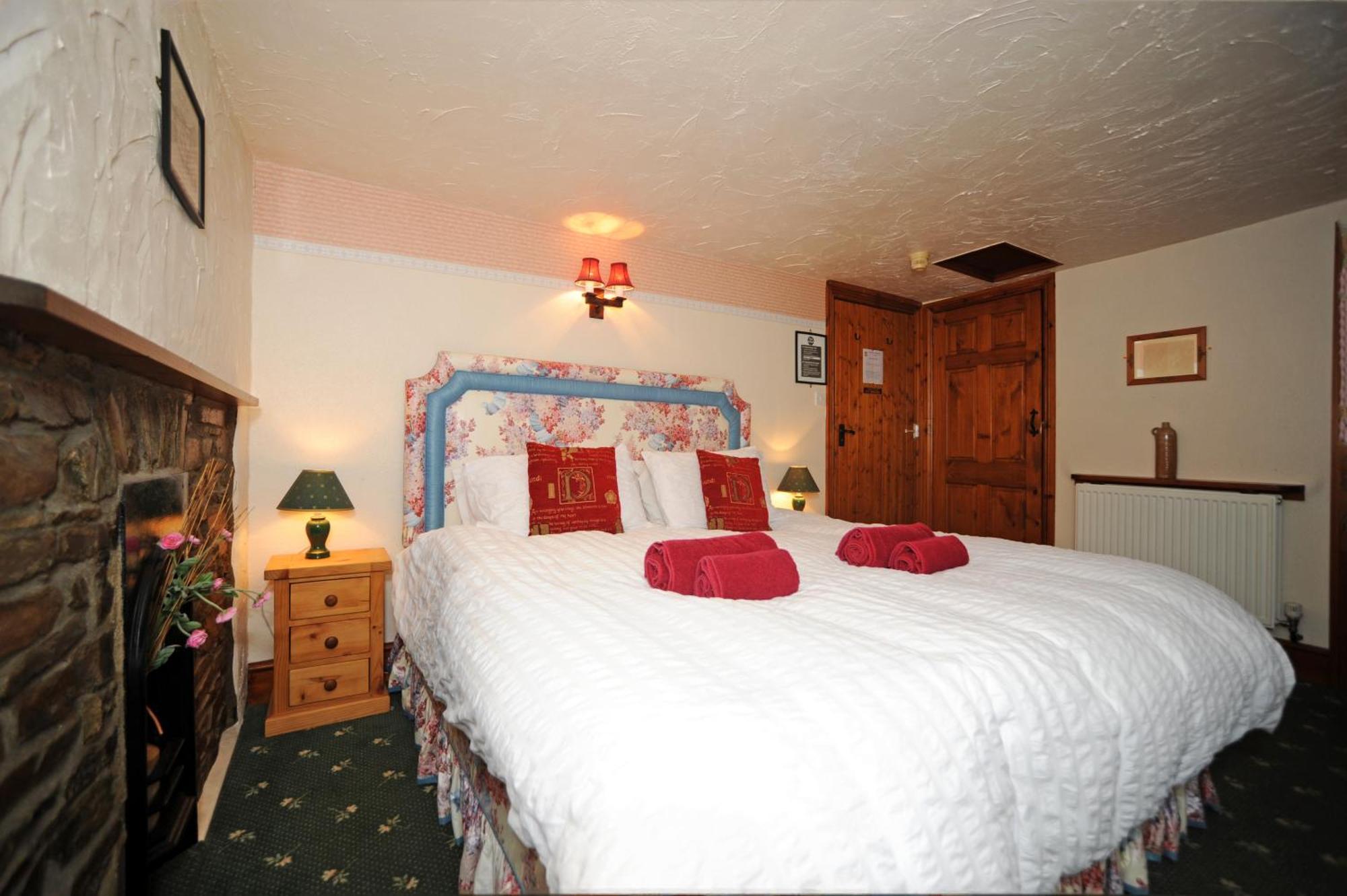 The West Country Inn Clovelly Esterno foto
